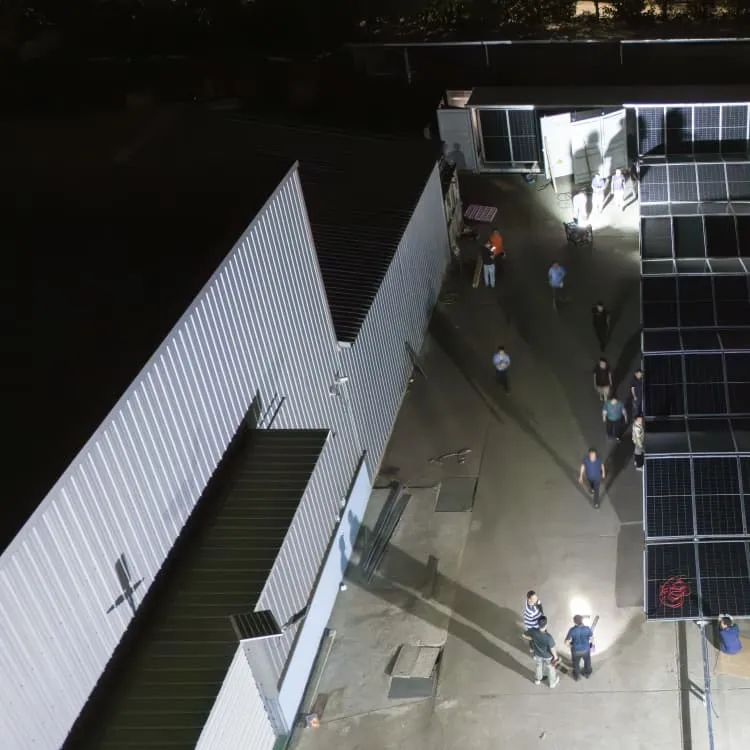 Air cooling and liquid cooling of energy storage systems