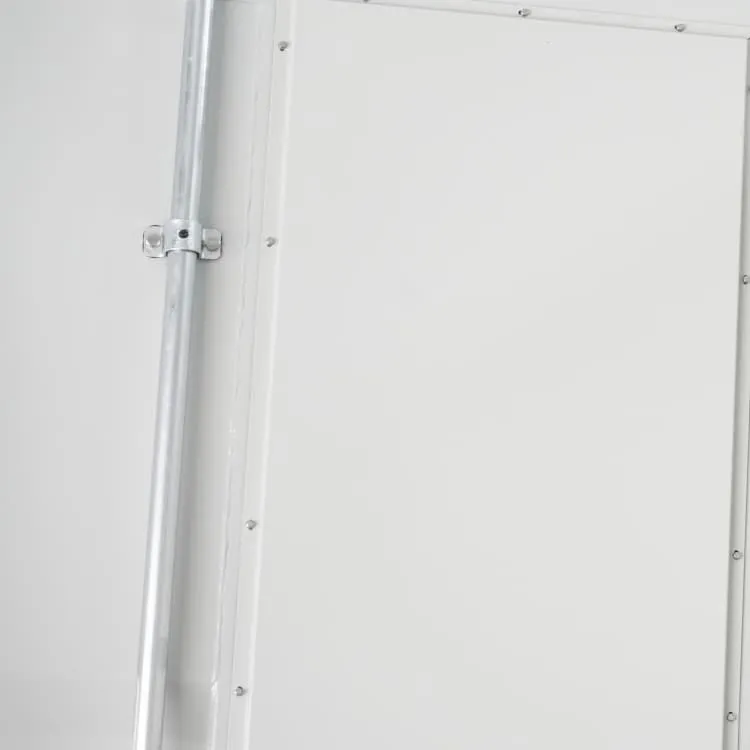 Do communication base stations have energy storage batteries 